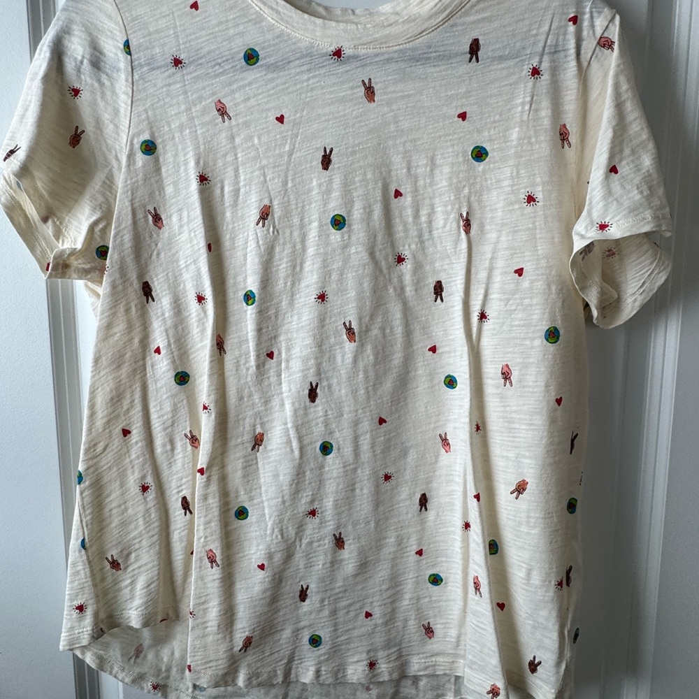 Old Navy Cream Graphic Tee